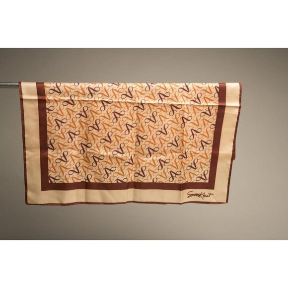 Vintage Avon Scarf in Warm Earth Tones, Made in Japan - Picture 2 of 2